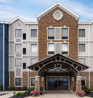 Staybridge Suites Indianapolis Airport