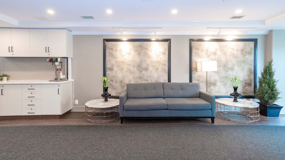 Sandman Hotel Langley Lobby