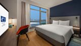 <b>Holiday Inn Express Silver Beach Room</b>. Virtual Tours powered by <a href="https://www.leonardoworldwide.com/" title="Leonardo Worldwide" target="_blank">Leonardo</a>.