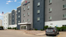 Candlewood Suites Kansas City Northeast
