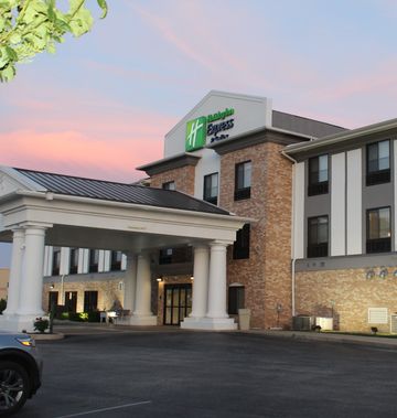 Holiday Inn Express & Suites
