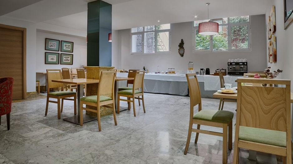 Reyes Catolicos Hotel Restaurant