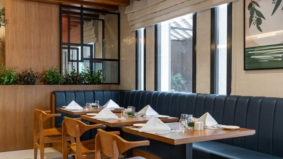 Holiday Inn Riyadh The Business District Restaurant