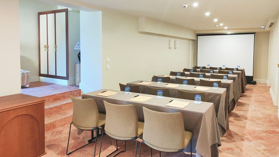 Hotel la Perouse Meeting