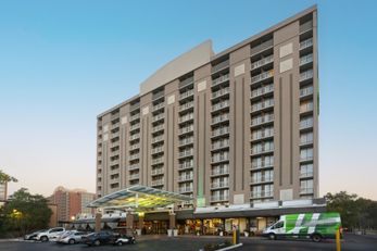 Holiday Inn Vanderbilt Downtown