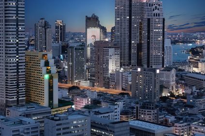 Holiday Inn Bangkok Silom