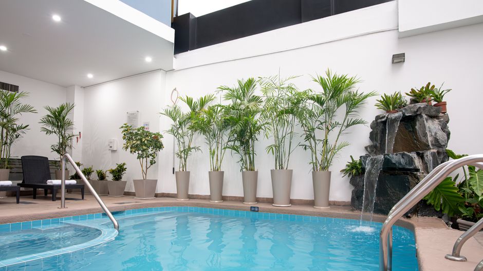 Crowne Plaza Lima Hotel Pool