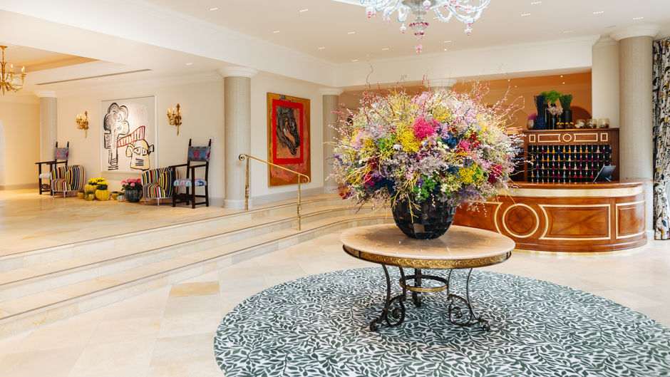 Hotel Schloss Seefels Lobby