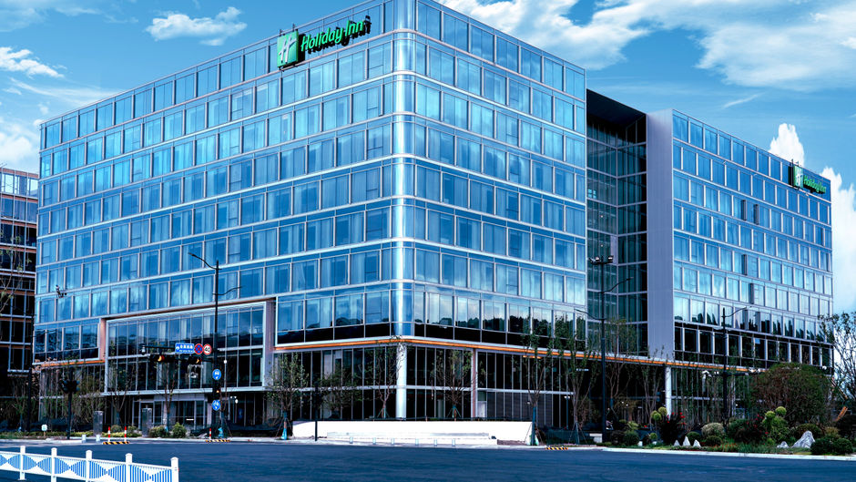 Holiday Inn GCEC Exterior