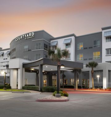 Courtyard By Marriott Galveston Island