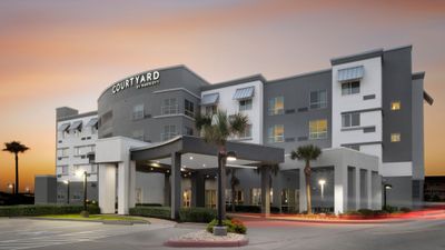 Courtyard By Marriott Galveston Island