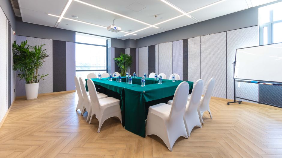 Holiday Inn Express Shanghai Pudong Arpt Meeting