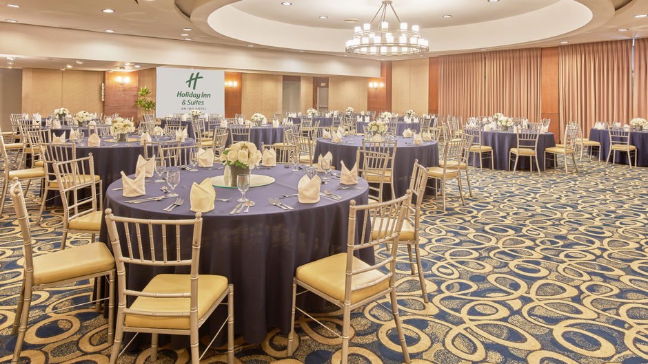 Holiday Inn Suites Batangas Limapark Ballroom