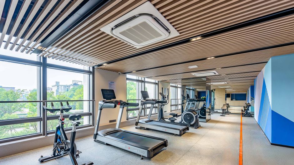 Holiday Inn Exp Haimen City Ctr Health Club