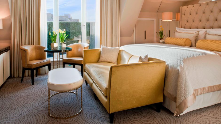 Wellesley Knightsbridge, Luxury Collec Room