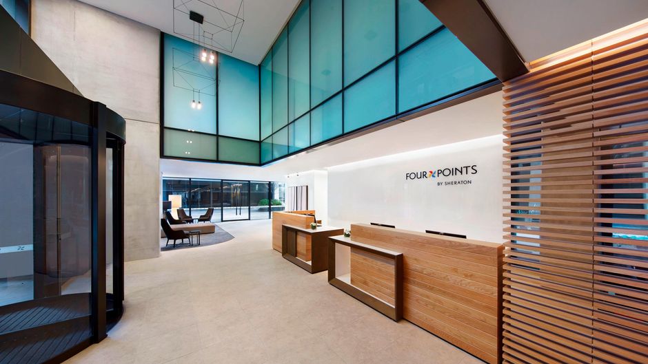 Four Points by Sheraton, Central Park Lobby