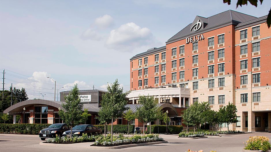 Delta Hotels Guelph Conference Centre Exterior
