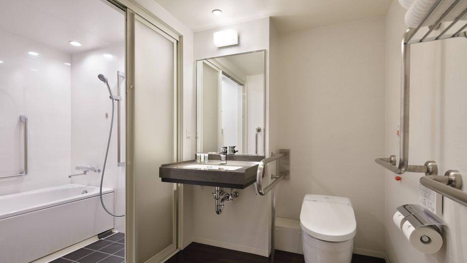 Courtyard by Marriott Shin-Osaka Station Room