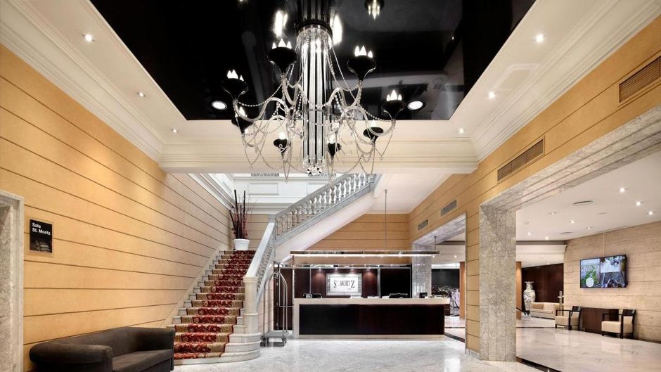 HCC St Moritz Lobby