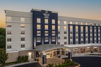 Delta Hotels Colonial Heights