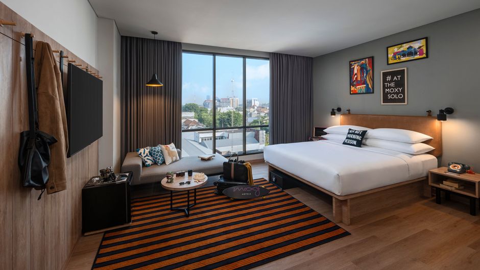 Moxy Solo Room