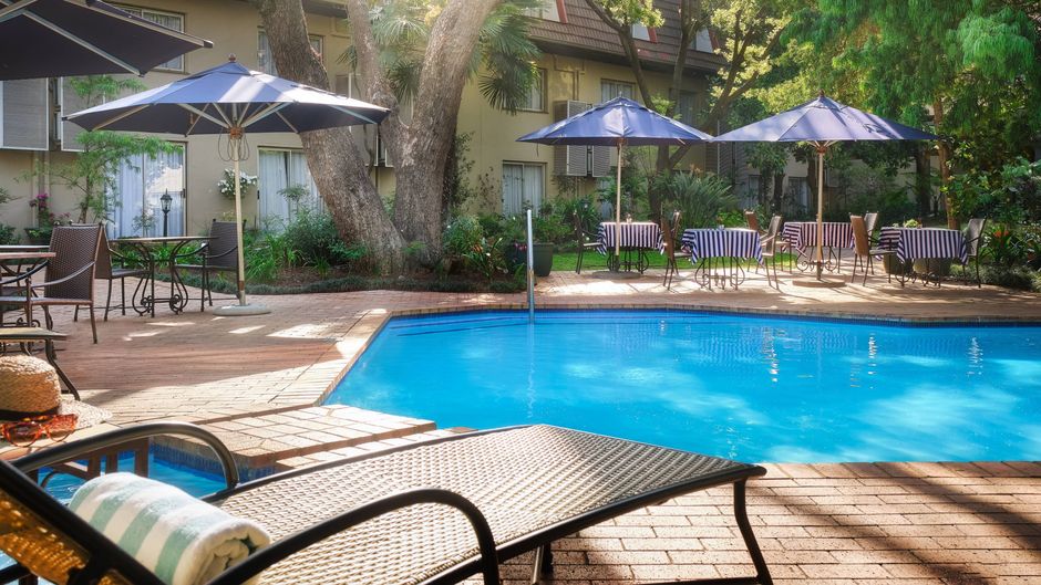 Protea Hotel Balalaika Sandton Pool