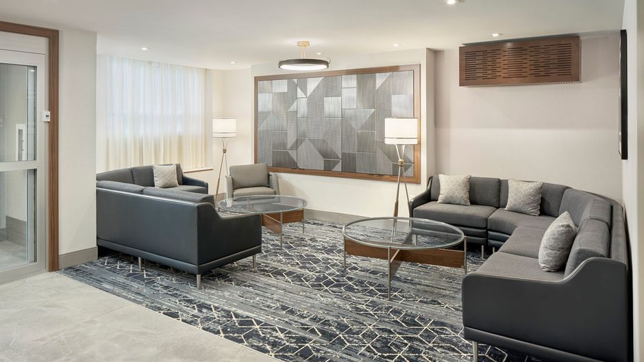 Courtyard Regina Downtown Marriott Exterior