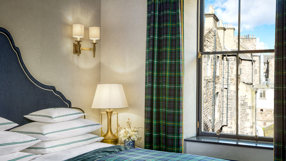 100 Princes Street Hotel Room