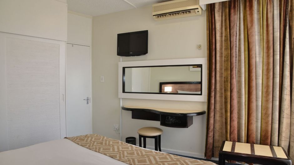 ANEW Hotel Parktonian Johannesburg Suite