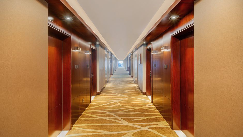 Holiday Inn Dhaka City Centre Lobby