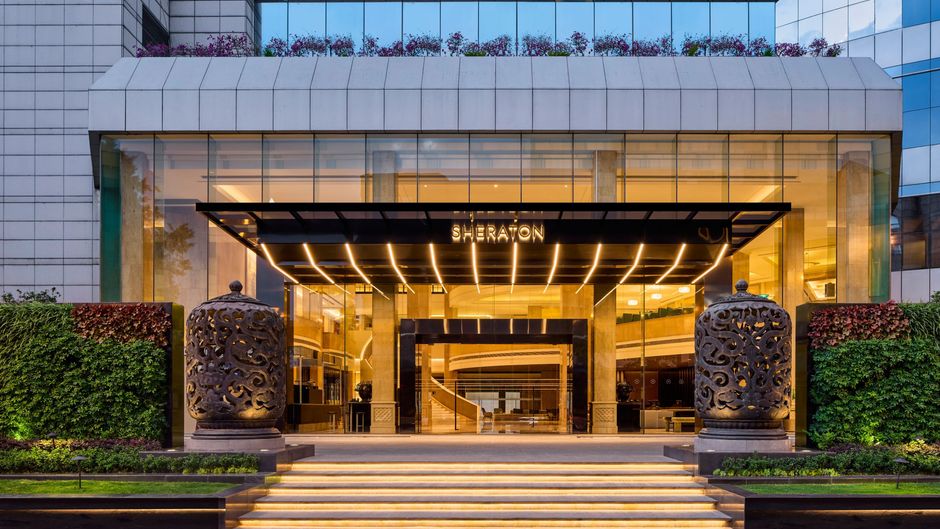 Sheraton Chengdu Lido Hotel Exterior