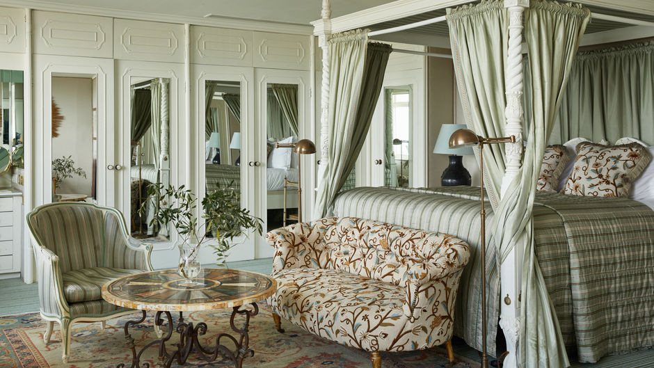 Old Government House Hotel Suite