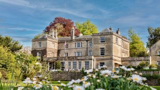 Burleigh Court Hotel