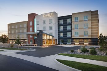 Fairfield Inn & Suites