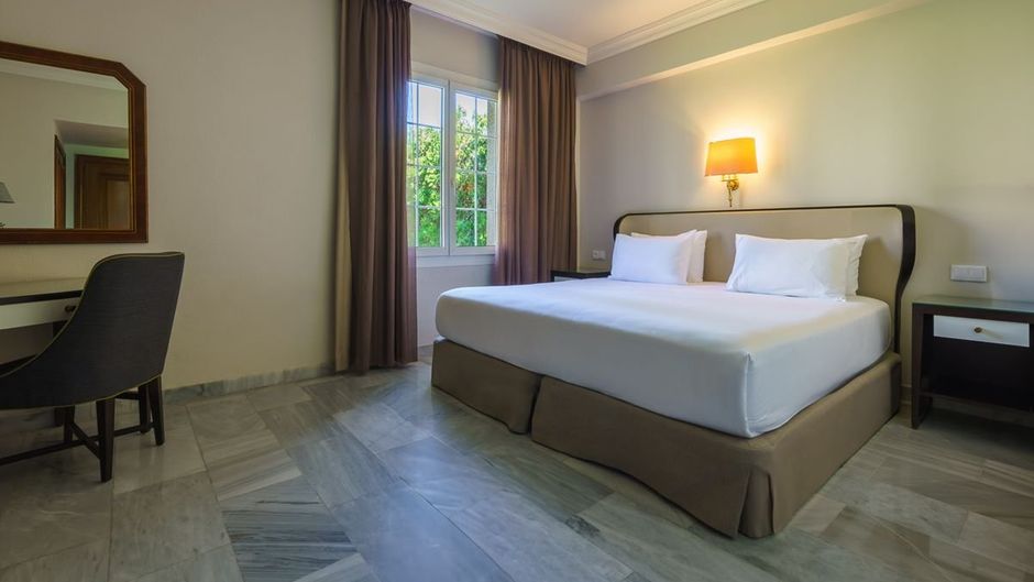 Criso Jardines de Cordoba Room