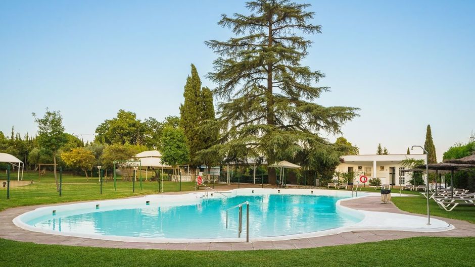 Criso Jardines de Cordoba Pool