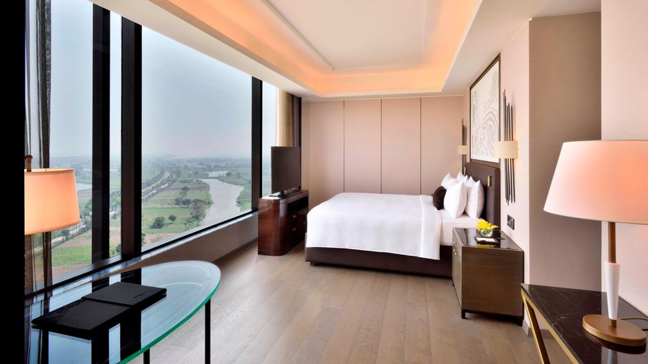 JW Marriott Hotel Kolkata Suite