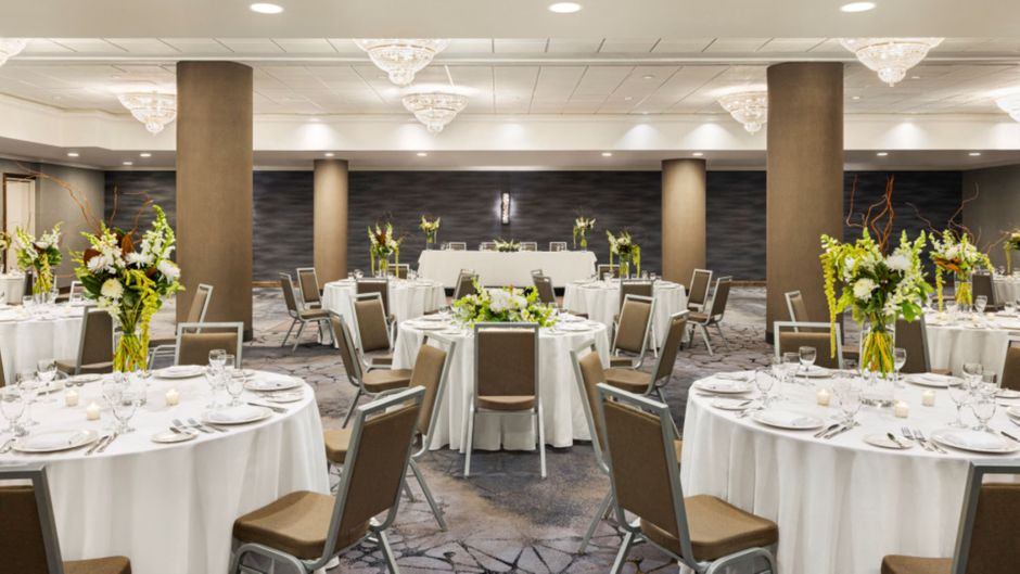 Crowne Plaza Toronto Airport Ballroom