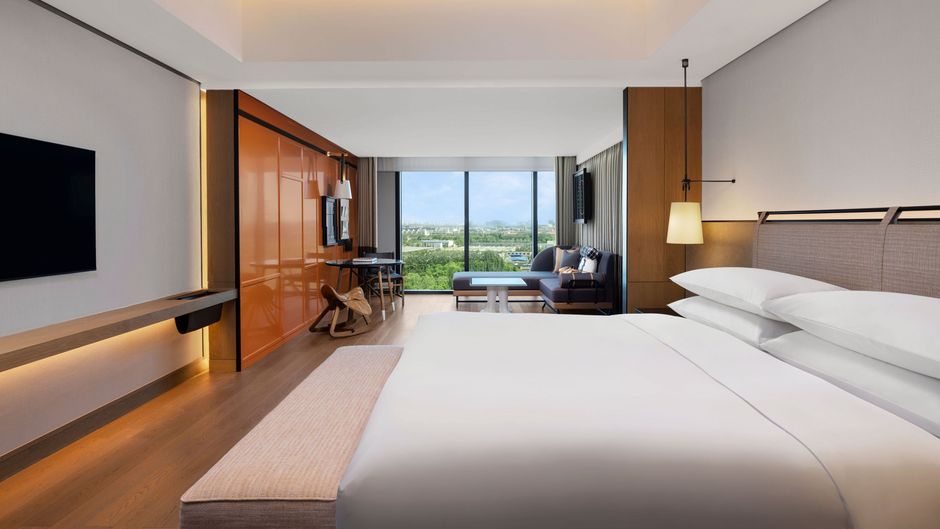 Renaissance Beijing Haidian Hotel Suite