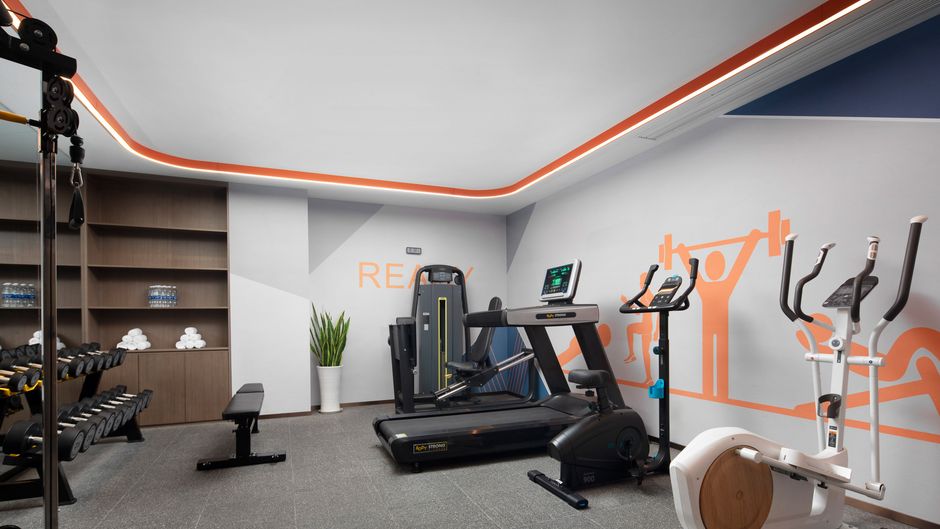 Holiday Inn Express Shanghai Gumei Health Club