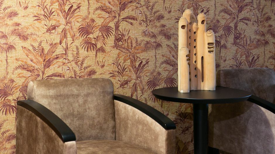 Hotel Vetusta Lobby