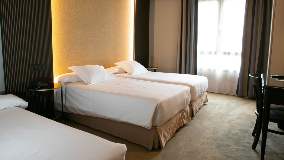 Hotel Vetusta Room