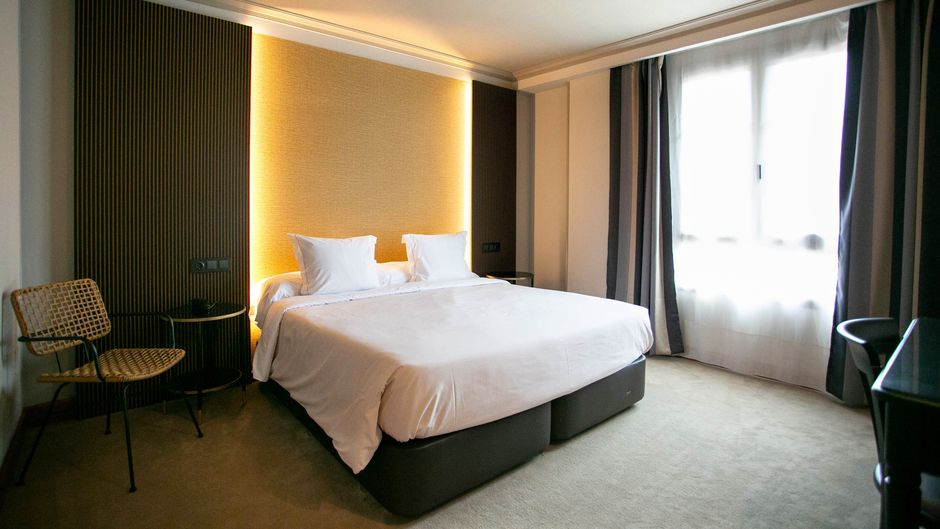 Hotel Vetusta Room