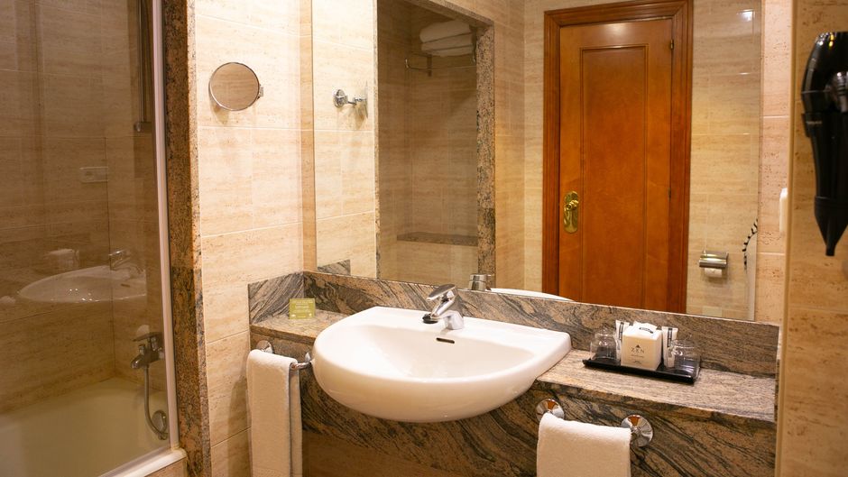 Hotel Vetusta Room