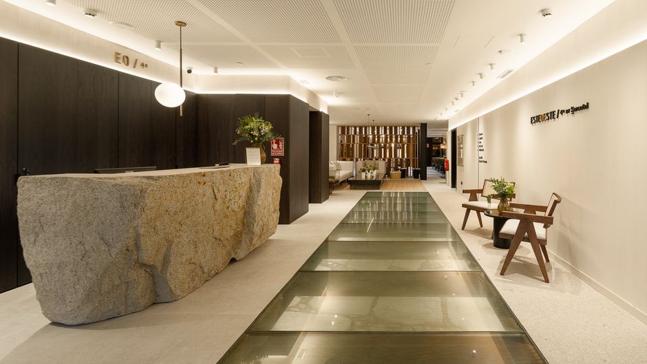 Hotel EsteOeste by Sercotel Lobby