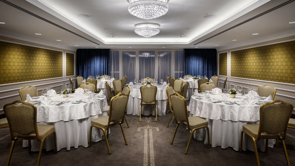 Cosmopolitan Hotel Meeting