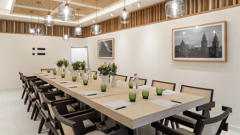 Hotel EsteOeste by Sercotel Meeting