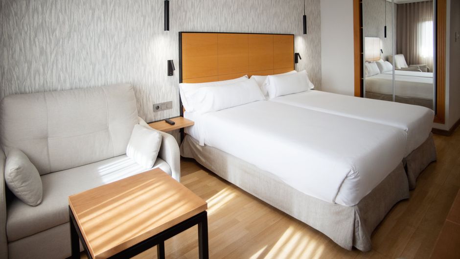 Sercotel Gran Fama Room