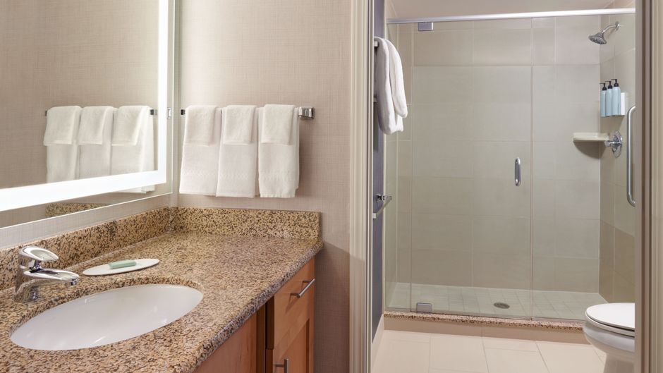 Residence Inn Calgary Airport Room