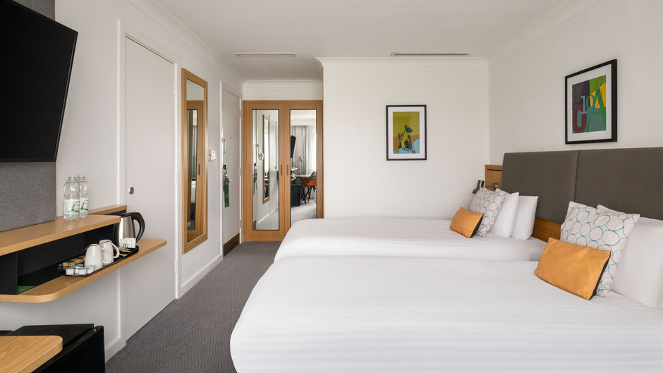 Holiday Inn Birmingham Bromsgrove Room